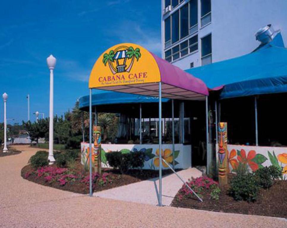 Baymont By Wyndham Virginia Beach Oceanfront Exterior photo