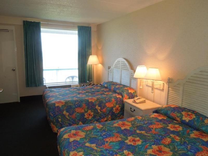 Baymont By Wyndham Virginia Beach Oceanfront Exterior photo